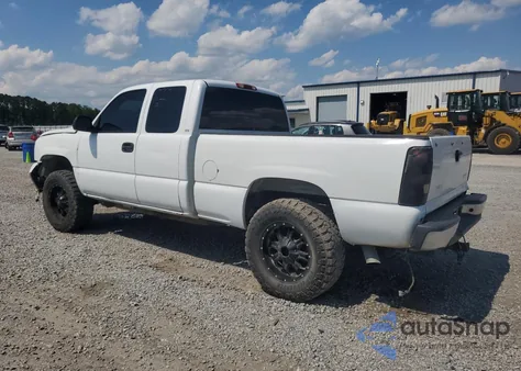 2006 Chevrolet Silverado K1500 z USA, uszkodzony, nr VIN 1GCEK19V76E183588